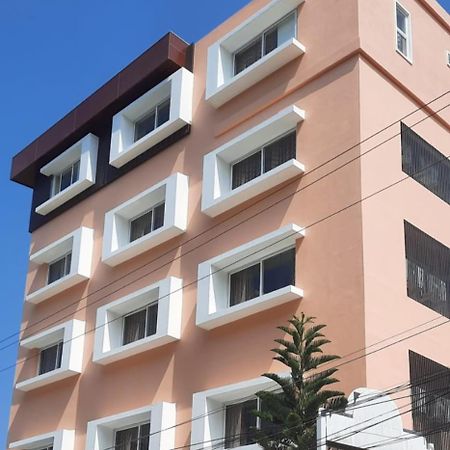 Hotel Deepakam Inn Палакад Екстериор снимка