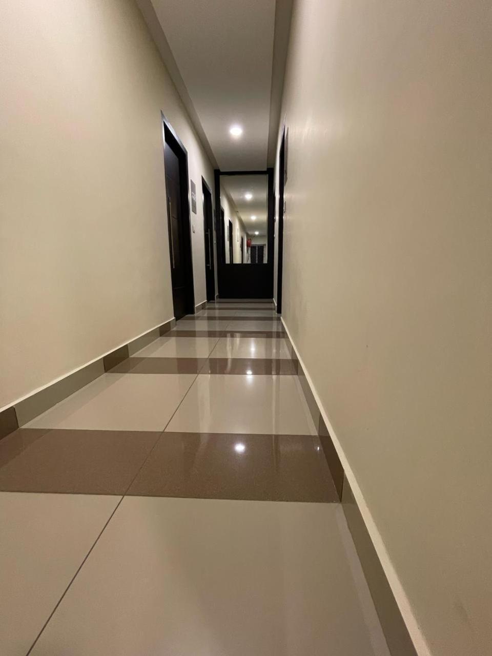 Hotel Deepakam Inn Палакад Екстериор снимка