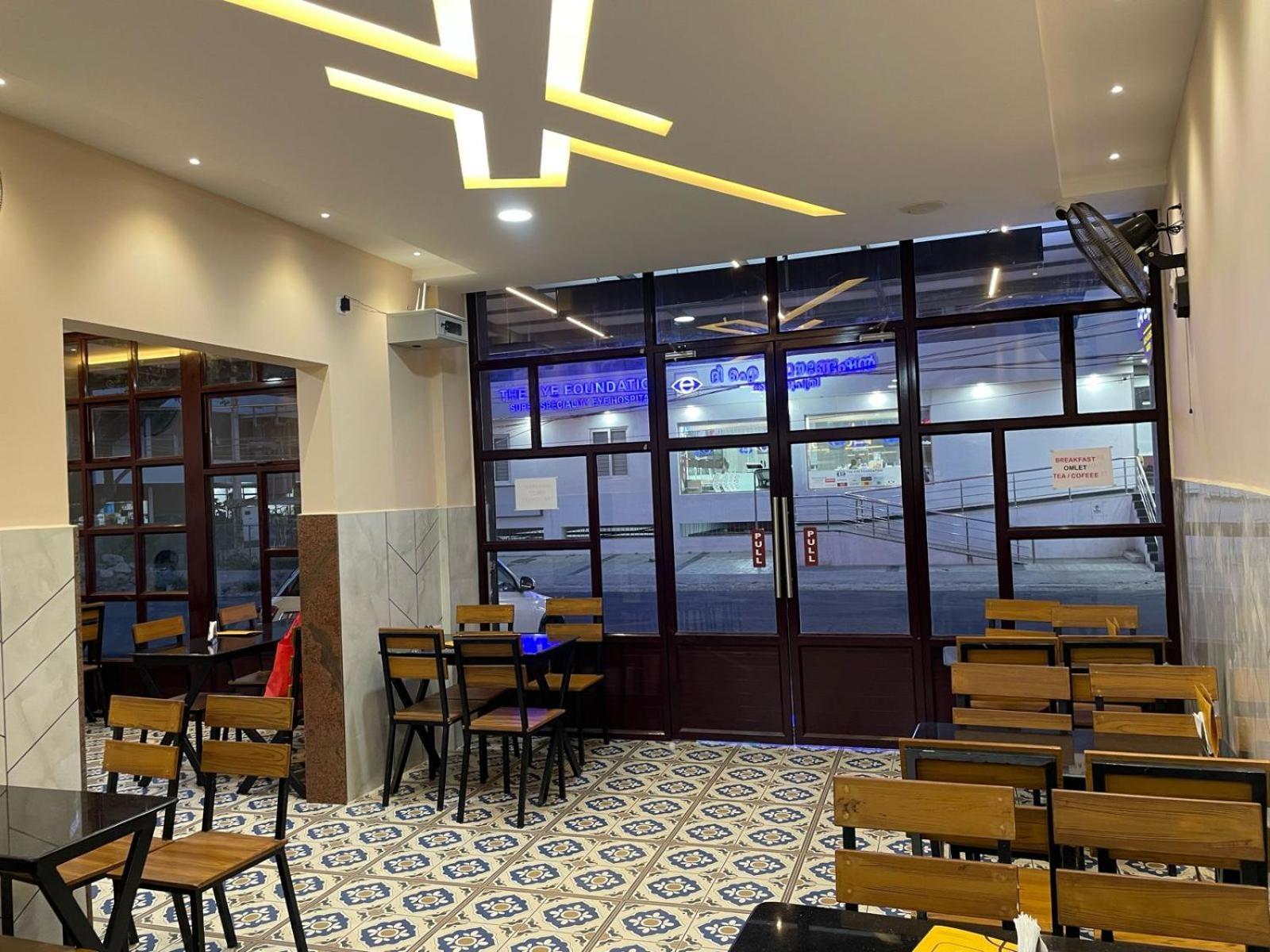 Hotel Deepakam Inn Палакад Екстериор снимка